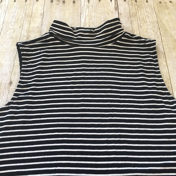 Vince Camuto Tank Top - Picture 2 of 7